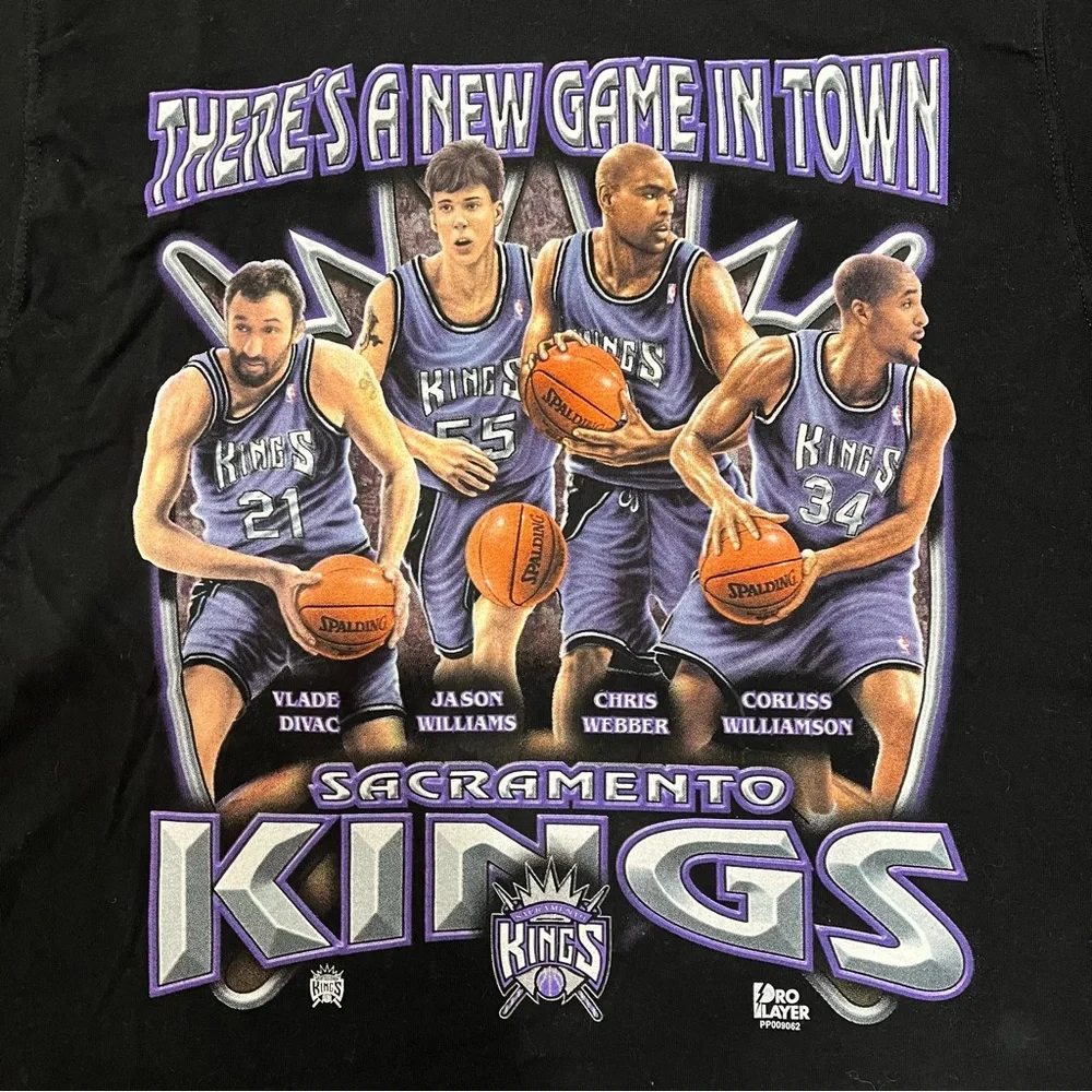 Sacramento Kings vintage 2000s T-shirt - Picture 3 of 7